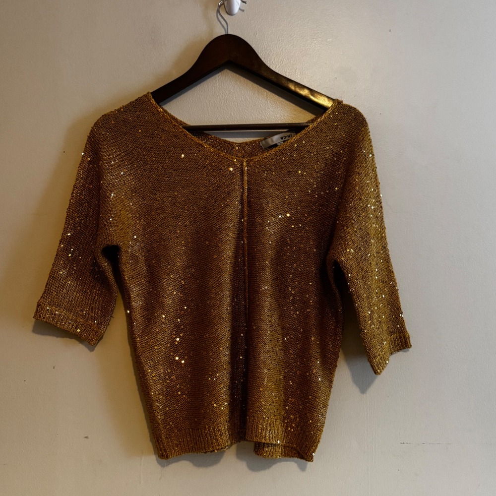 WD.NY Women's Sz Sm Gold Metallic Sequin Knit V-Neck Sweater 3/4 Sleeve Holiday